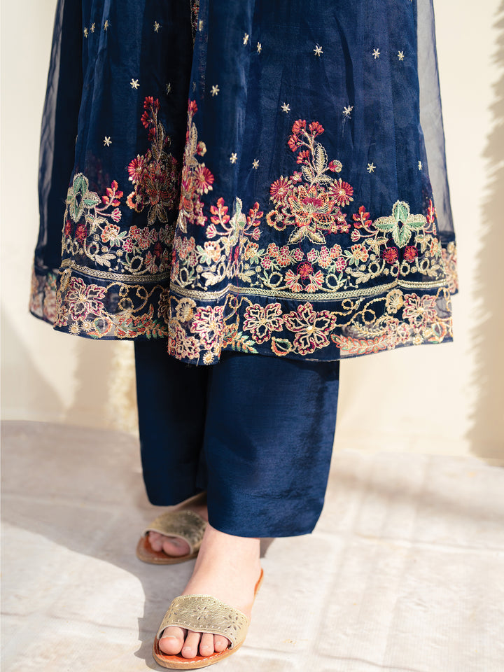 Naaz | 3 PC Stitched